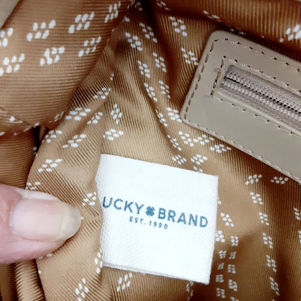Lucky brend leather studded shoulders bag